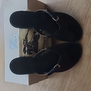 Burberry slippers